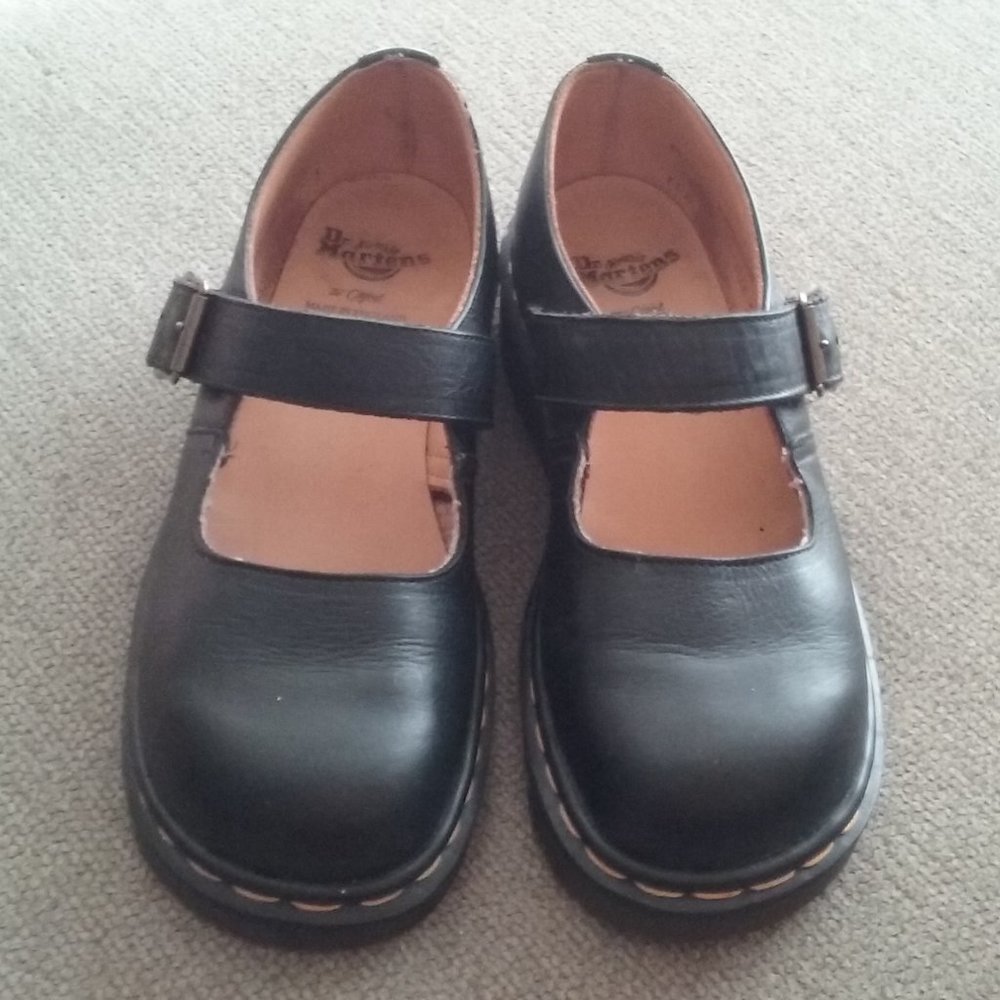 Dr. Marten Black Mary Jane -Made in England - Sz 5